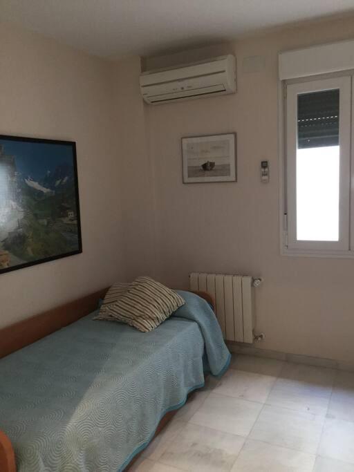 Apartamento Amplio Piso En Nervion, Excelente Zona De La Ciudad. Sevilla Exterior foto